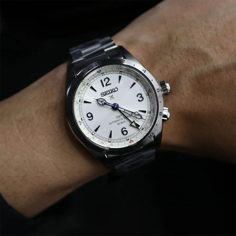2-Seiko-Prospex-Land-Watch-SPB409J1