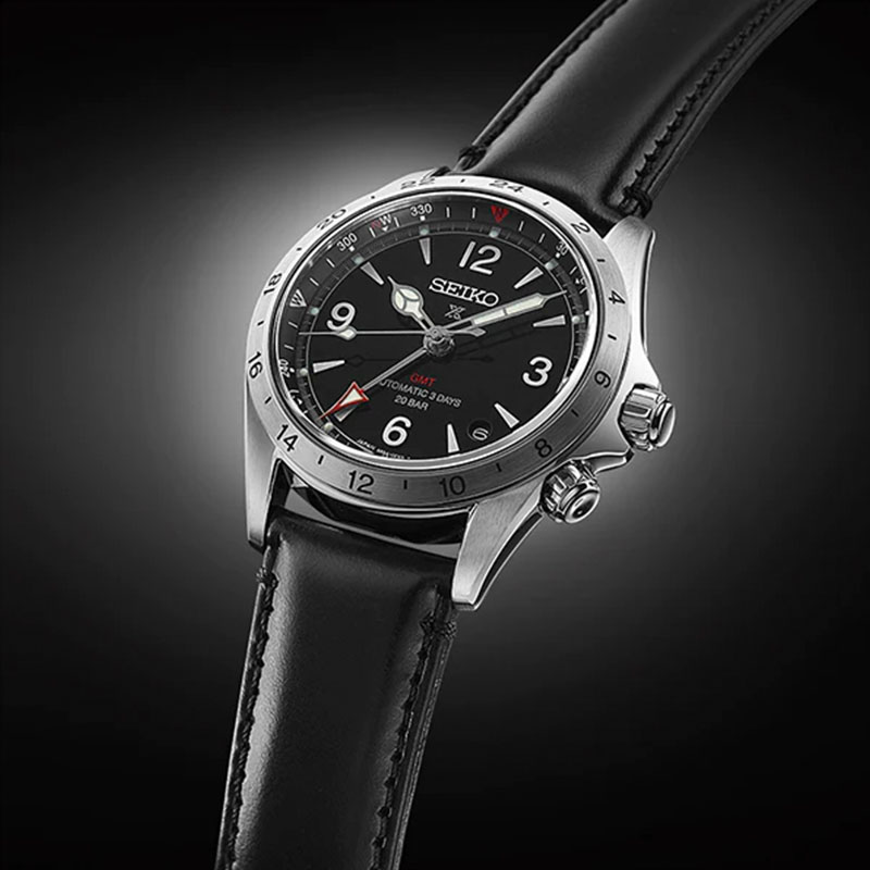 4-Seiko-Prospex-Alpinist-Mechanical-GMT-SPB379